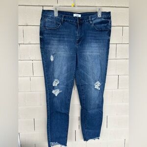 Kenzie distressed jeans size 10